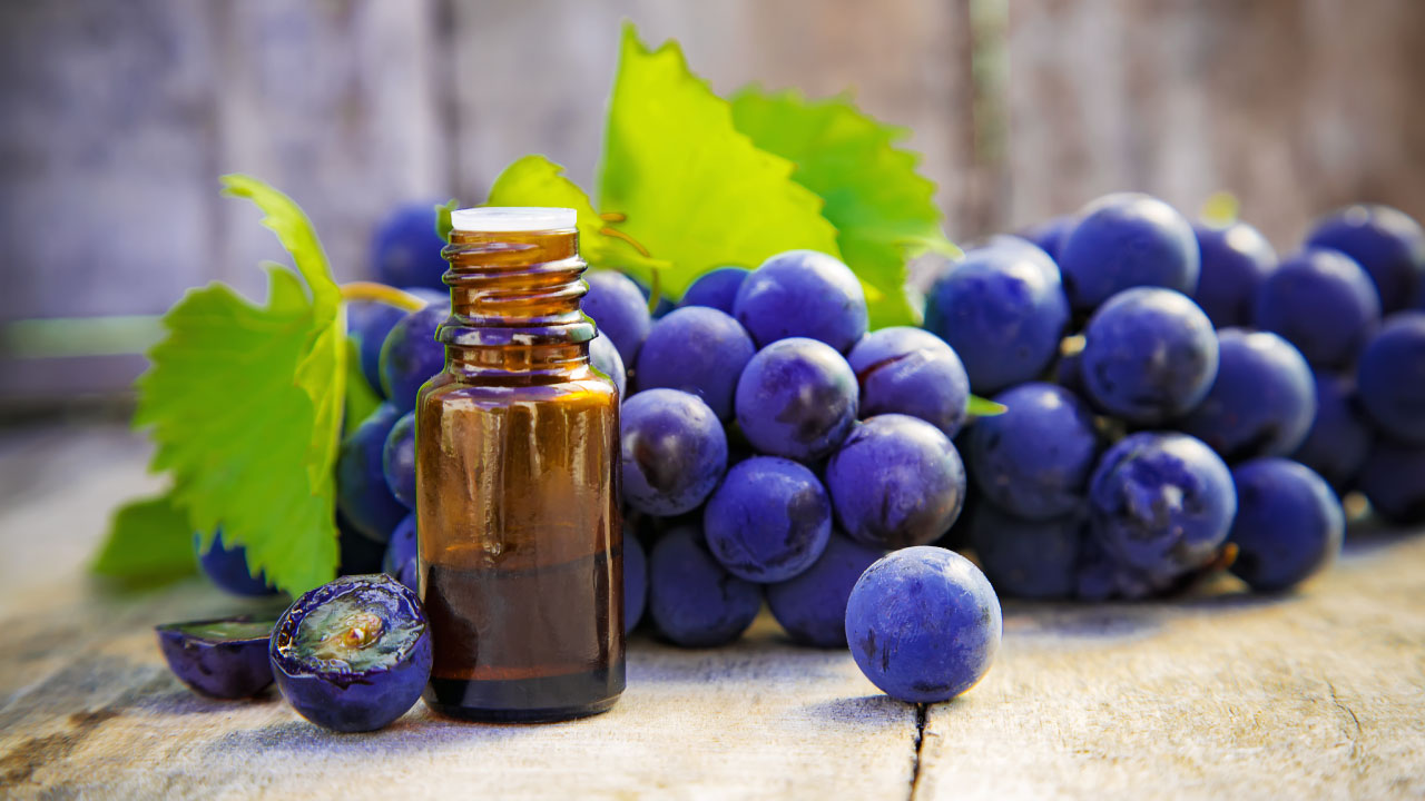 grapeseed oil with herbs for skin and hair