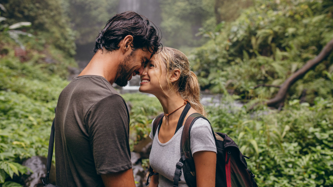 sexual health couple kissing