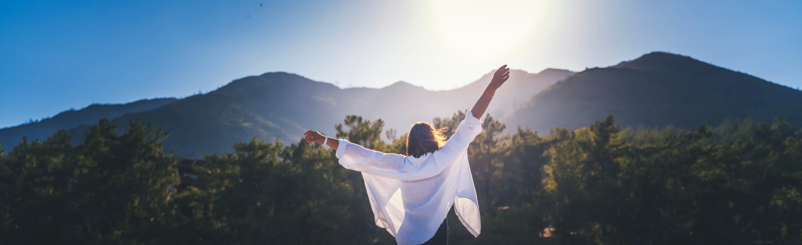 Magnesium Glycinate: 10 FAQs About Benefits & Dosage
